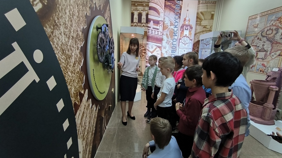 Ребята посетили единственный в России музей часов в Ангарске и музей Победы..